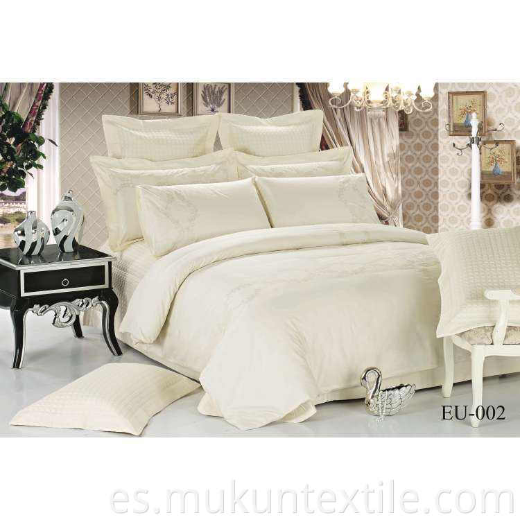  Cotton Embroidery Bedding Set